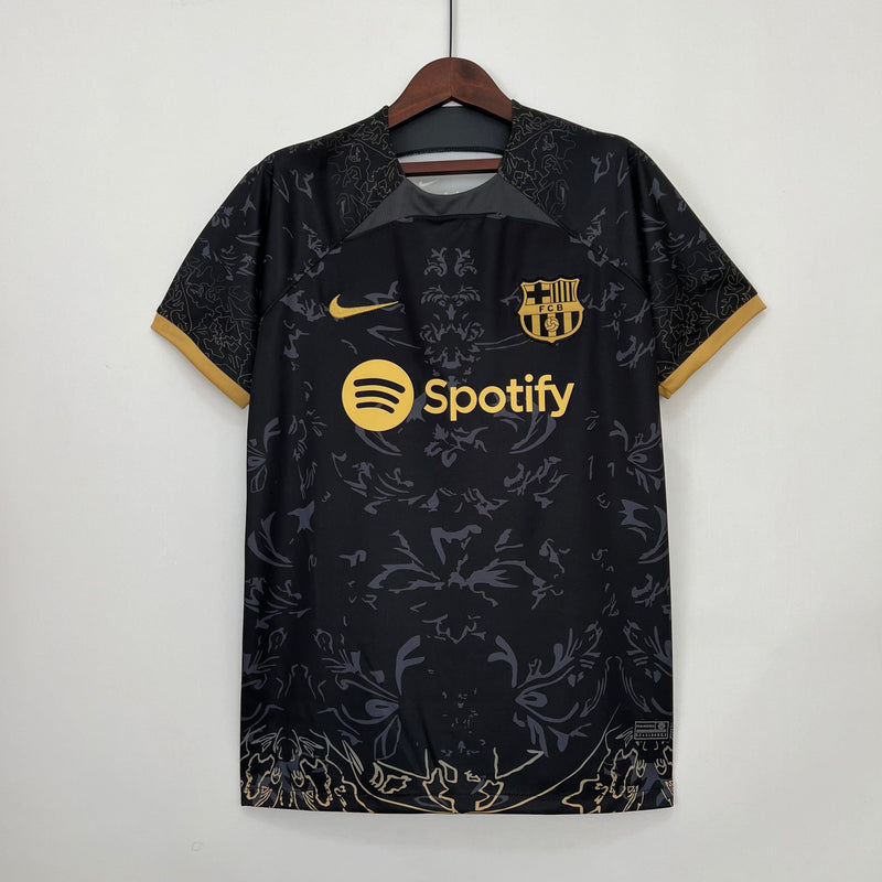 camisa-barcelona-treino-23-24-spotify-torcedor-aamrelo-pretro-pedri-gavi-lewandowski-jordi-alba-xavi