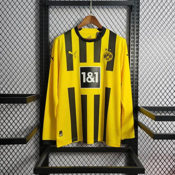 camisa-borussia-dortmund-manga-longa-titular-22-23-amarelo-preto-gola-preta-grade-fundo-frente