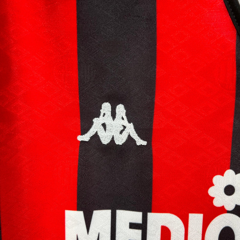 camisa-milan-titular-I-home-1989-1990-vermelho-gola-polo-preta