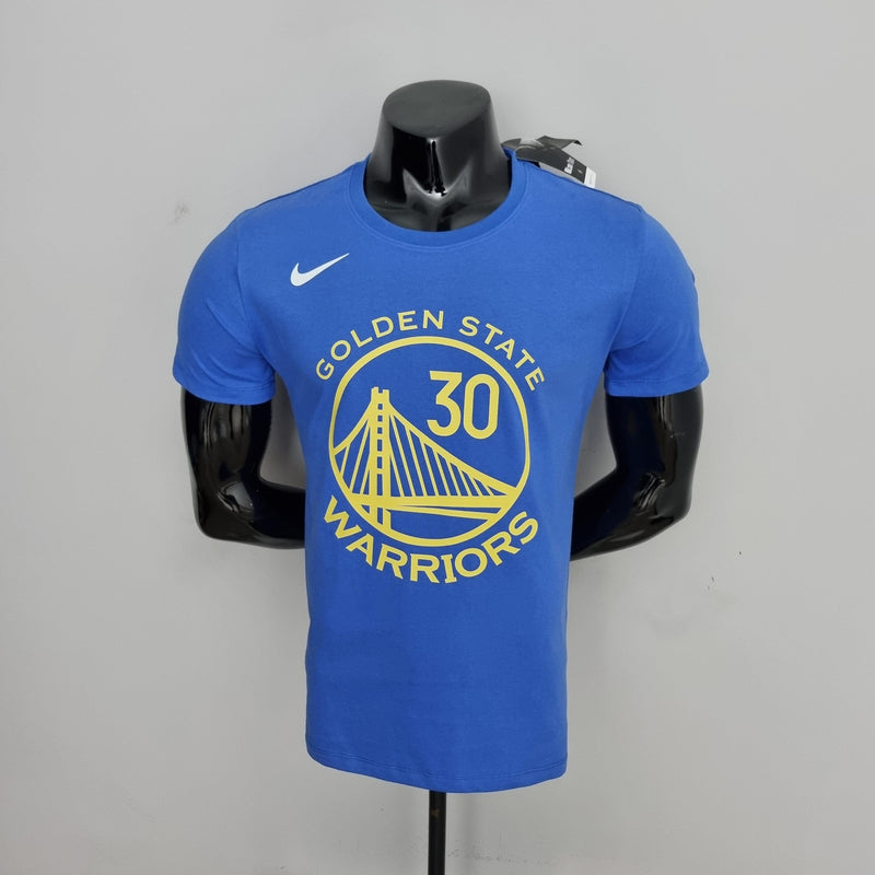 camisa-de-basquete-manga-curta-golde-state-warriors-stephen-curry-30-azul-amarelo-manequim-preto