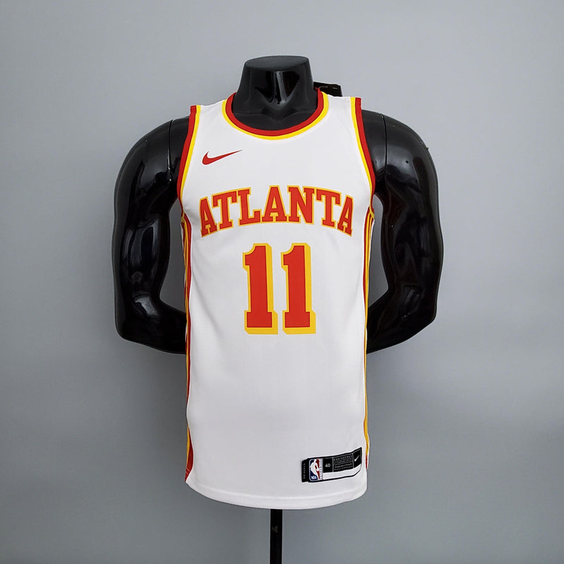 regata-de-basquete-atlanta-hawks-young-11-branca-laranja-amarelo