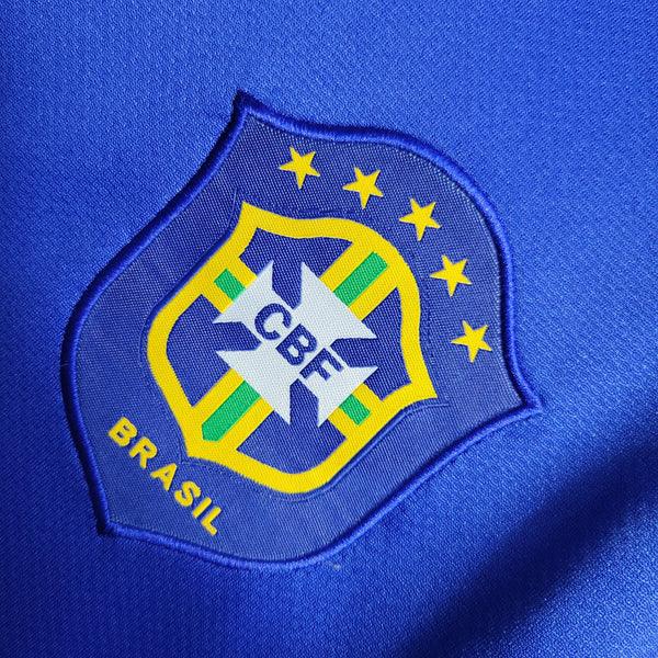 camisa-brasil-away-retrô-II-2006-reserva-azul-branco-ronaldo-ronaldinho-grade-ao-fundo