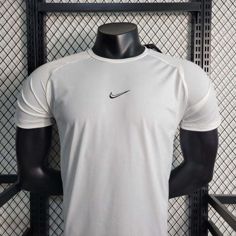 Camiseta Esportiva Nike Casual