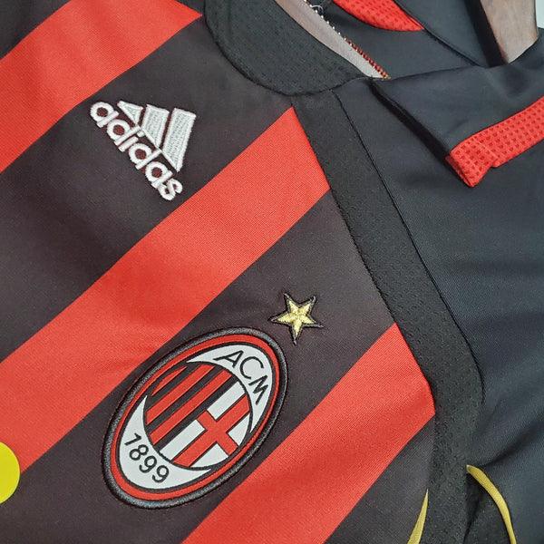 camisa-ac-milan-titular-retrô-I-rossoneri-vermelho-preta-detalhe-dourado-bwin-gola-polo-22-kaká-2006-20070-climacool-manga-curta-listrada-inzaghi-pirlo-seedorf-nesta