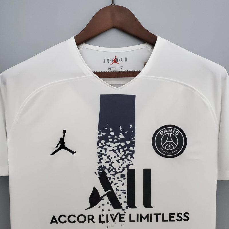 Camiseta Paris Saint-Germain Concept - 2022/23 Versão Torcedor Branca e Preto